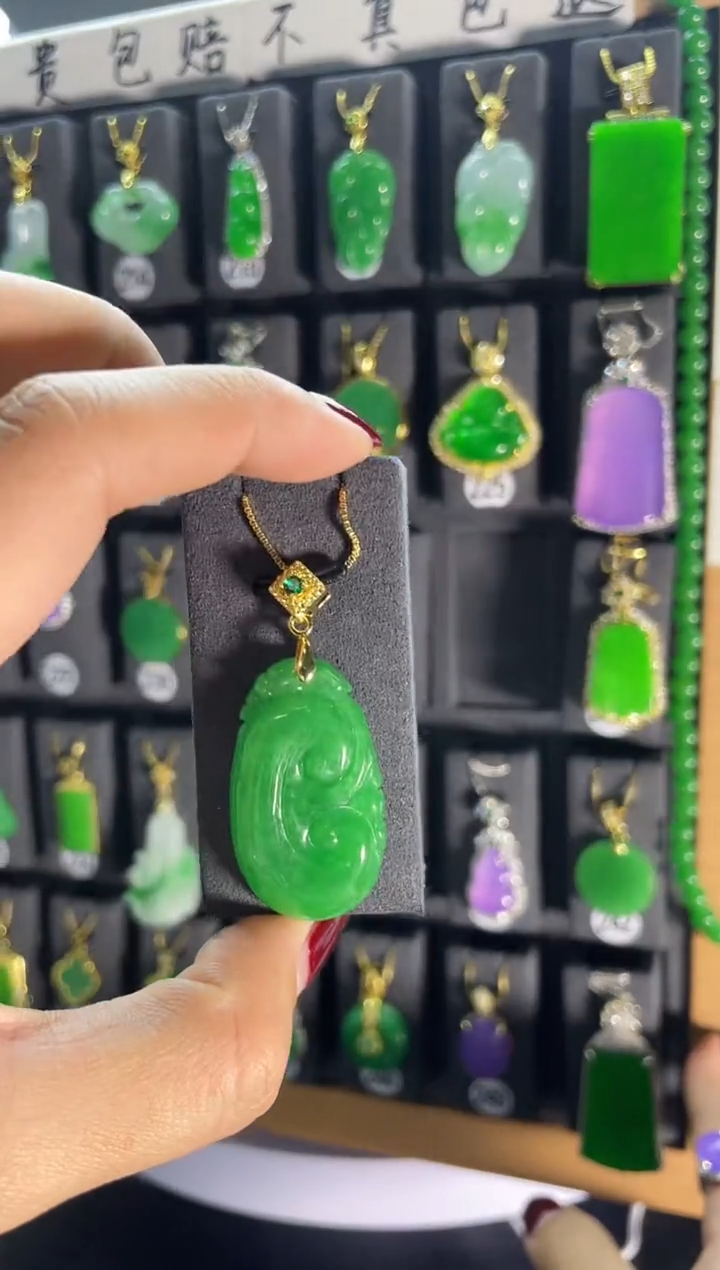 【闪购商品】翡翠耳饰银S925镶嵌233..