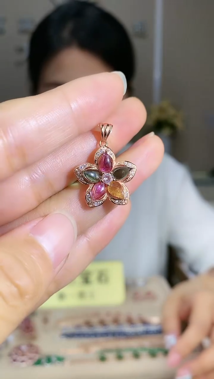 【闪购商品】碧玺颈饰银S925镶嵌颈饰