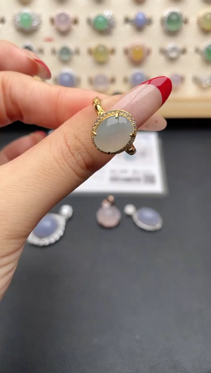 【闪购商品】翡翠戒指银S925镶嵌一物一证一礼盒