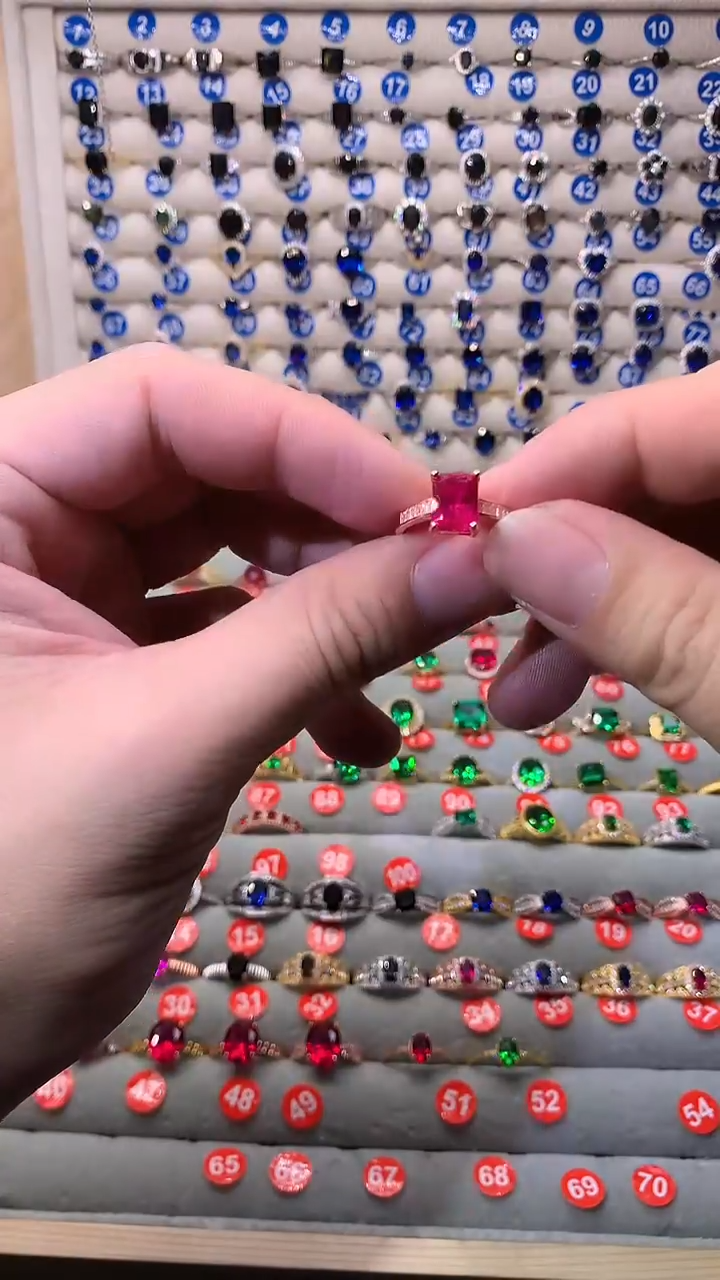 【闪购商品】红宝石戒指银S925镶嵌1111