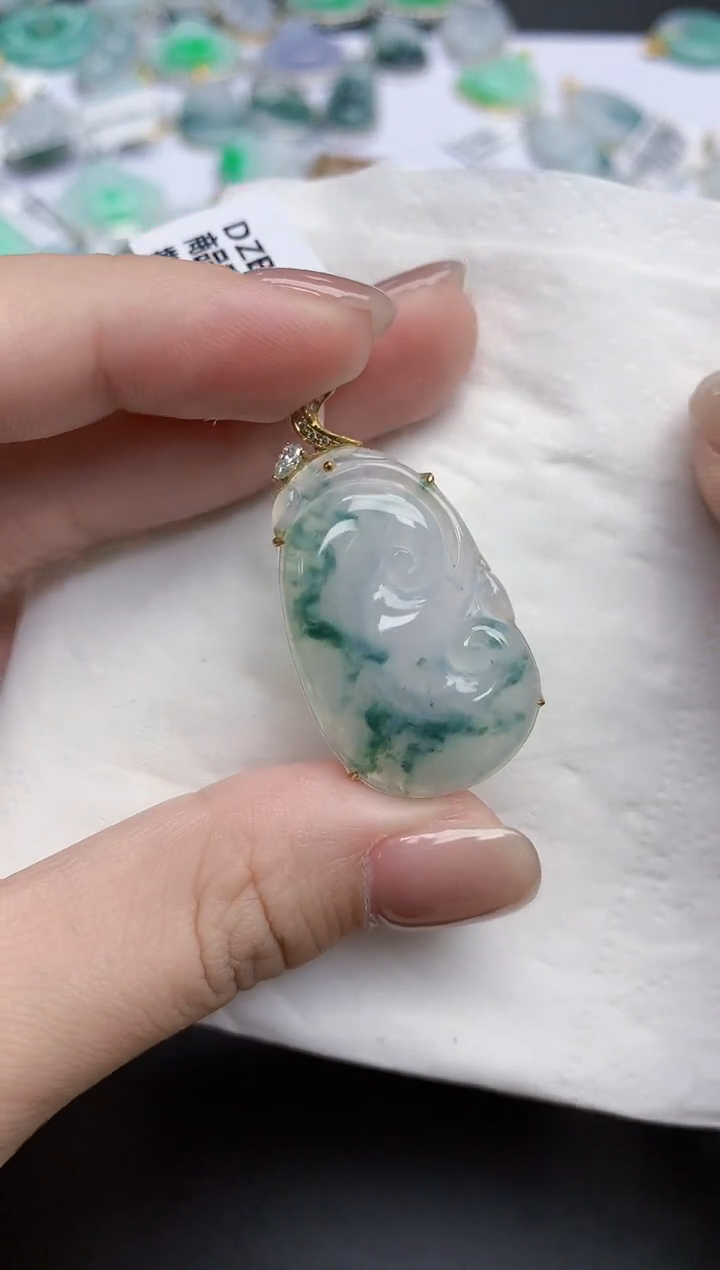 【闪购商品】翡翠颈饰18K金镶嵌天然缅甸翡翠A货