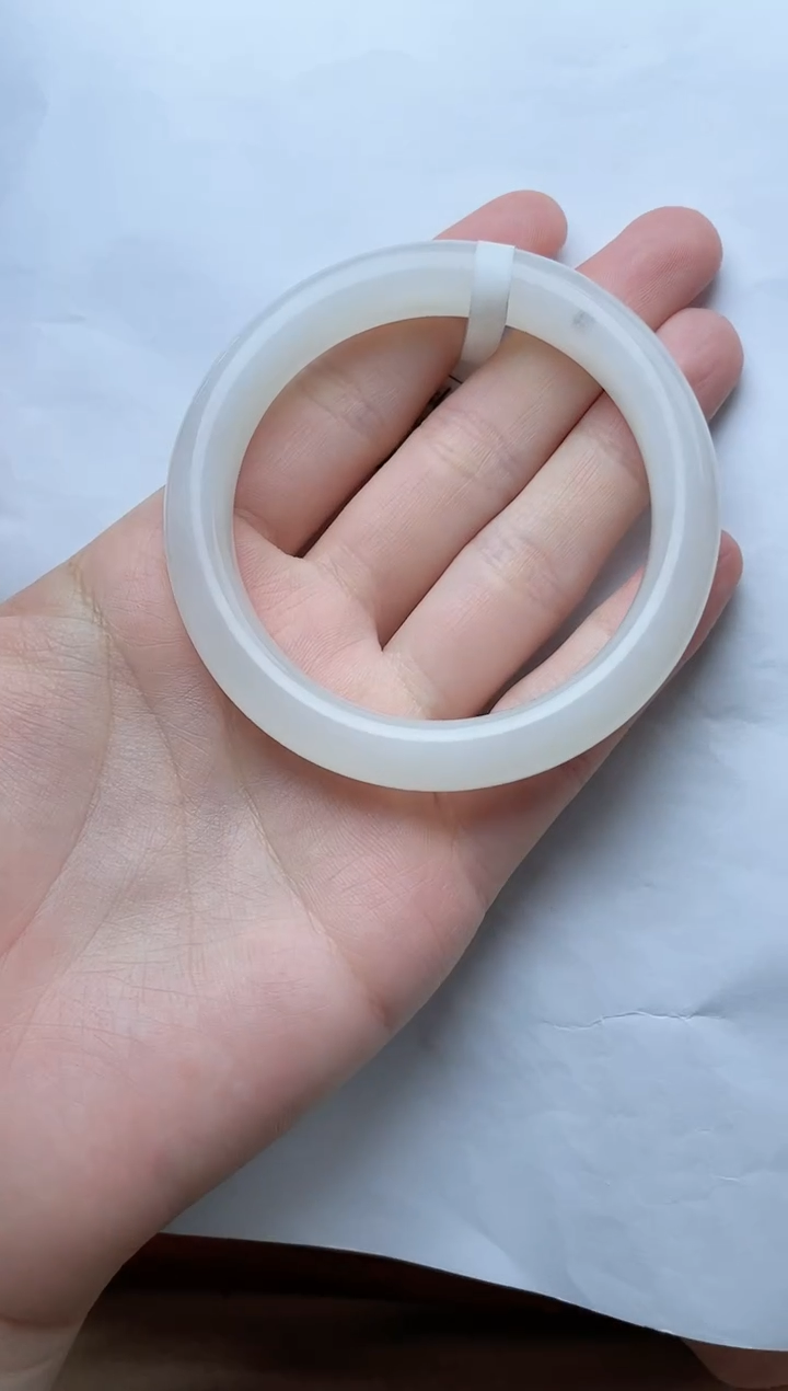 【闪购商品】和田玉手镯未镶嵌56/57圈口kk