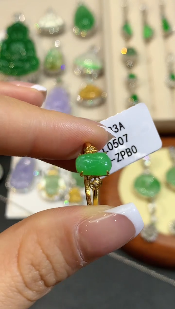 【闪购商品】翡翠戒指18K金镶嵌L0507多样性发其一
