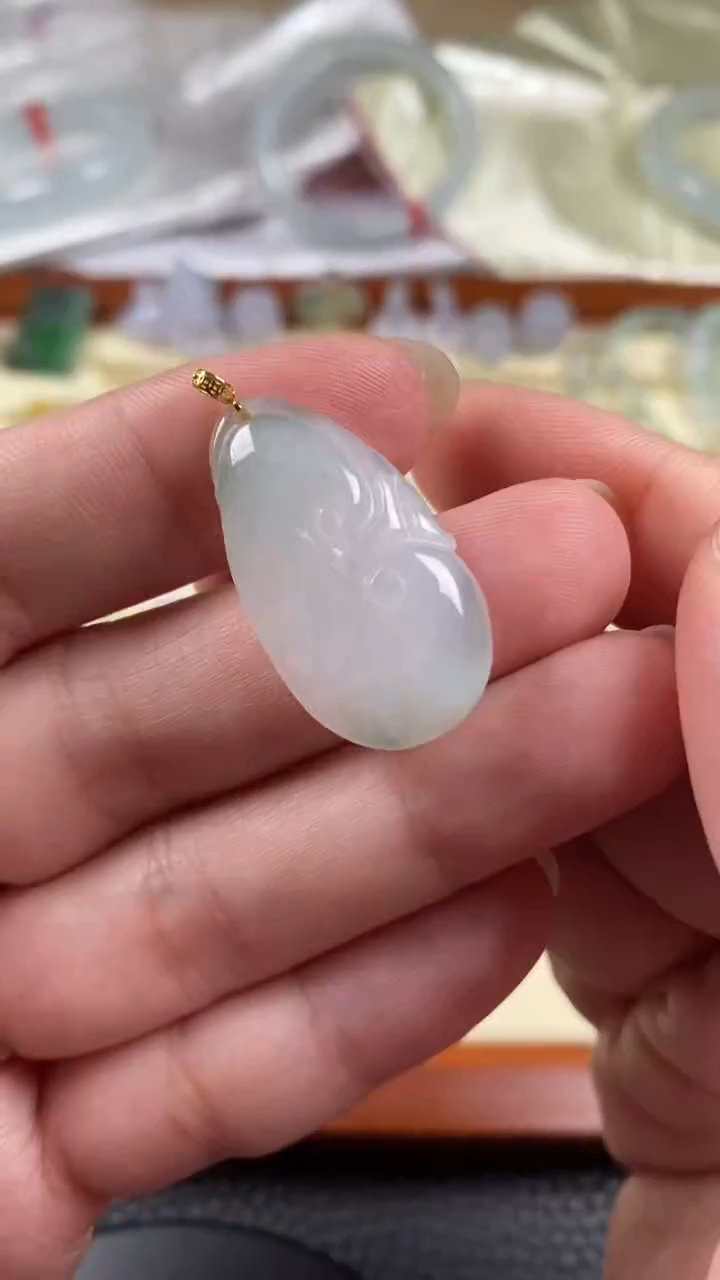 【闪购商品】翡翠颈饰18K金镶嵌天然A货翡翠