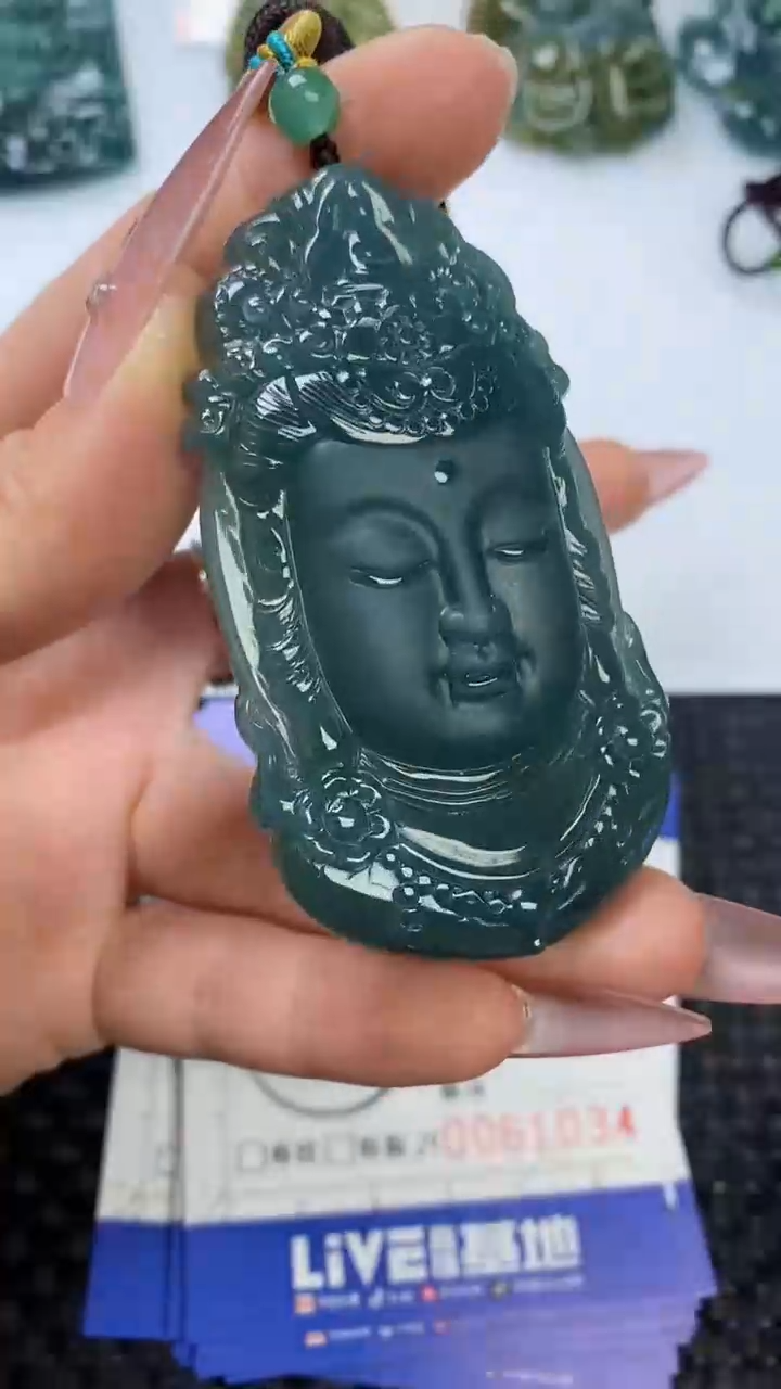 【闪购商品】翡翠颈饰未镶嵌11111111111111111