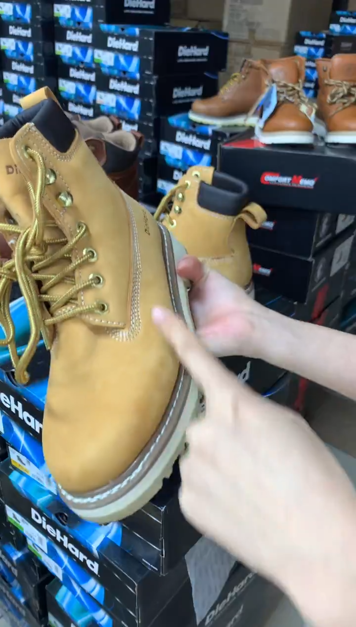 牛皮41码，84101 ，运动鞋码，工装靴，默认微瑕