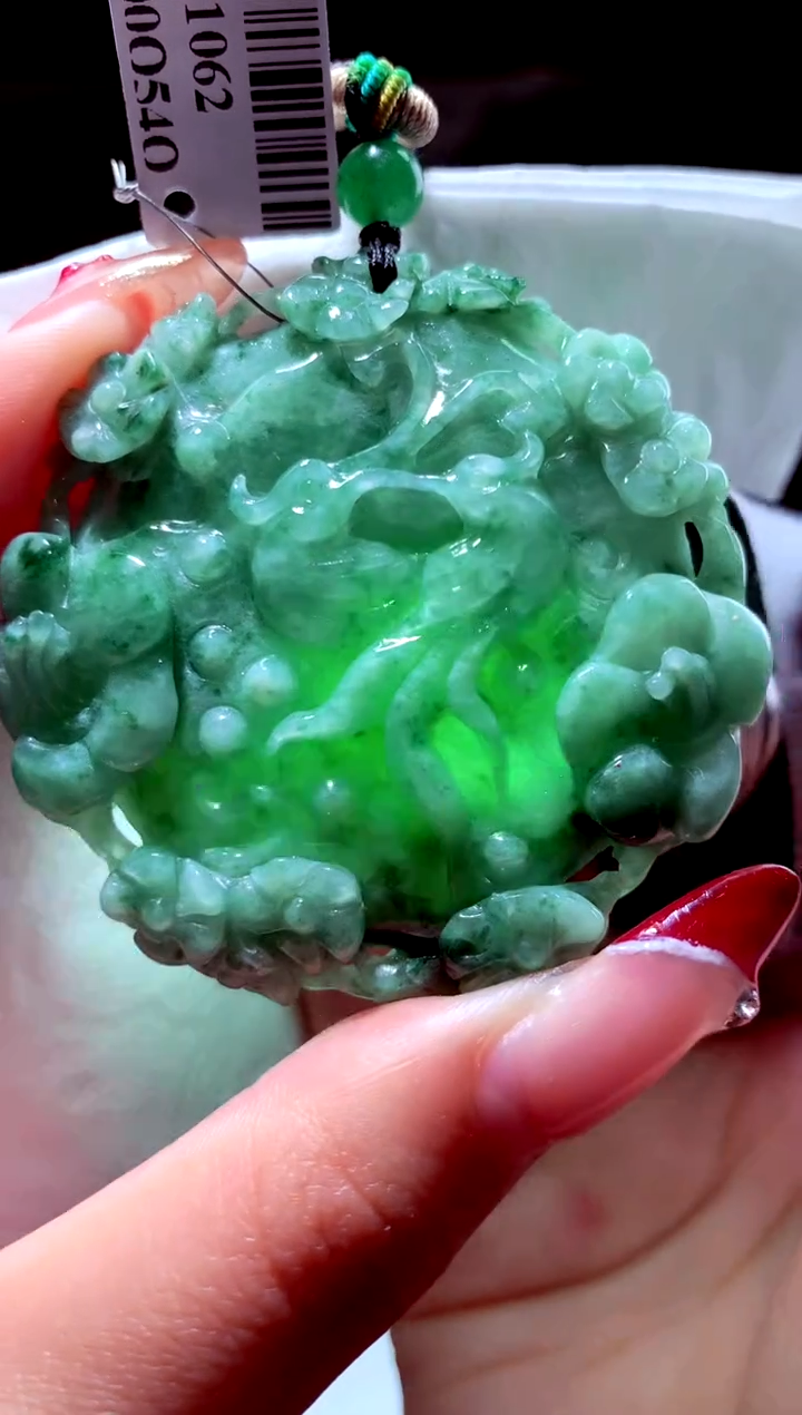 【闪购商品】定制翡翠未镶嵌天然A货翡翠（拍一发一）