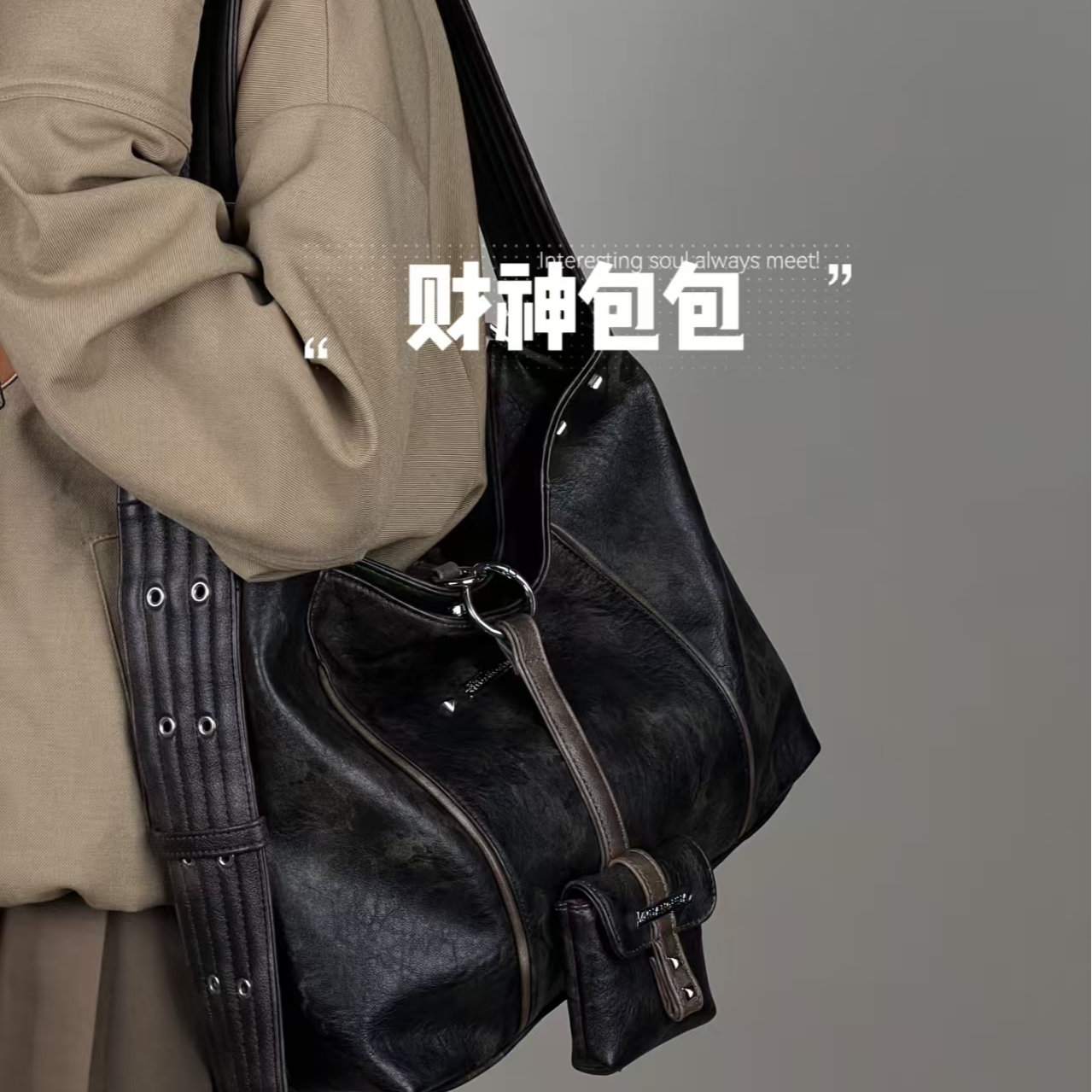 2025新人款枕头BB收纳包包百搭斜跨网红潮流简约质感时尚