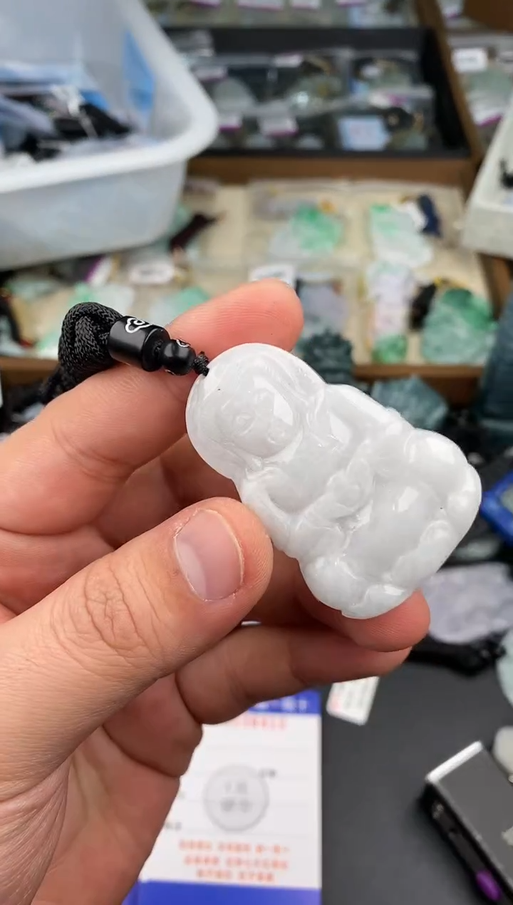 【闪购商品】翡翠颈饰未镶嵌   天然翡翠，一物一图