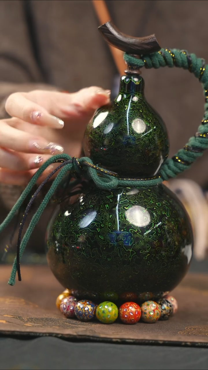 【闪购商品】WE188漆艺酒葫芦不包手串及旋转底座