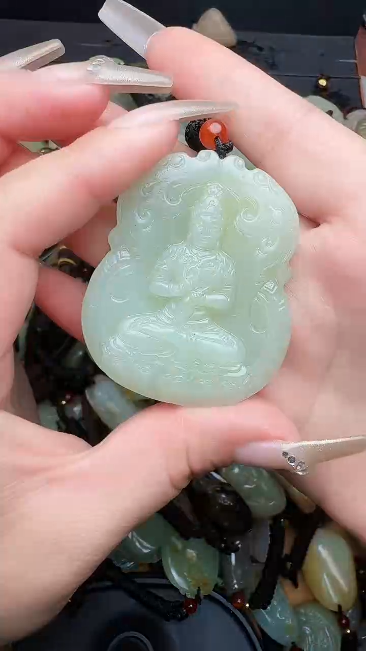 【闪购商品】和田玉颈饰未镶嵌1