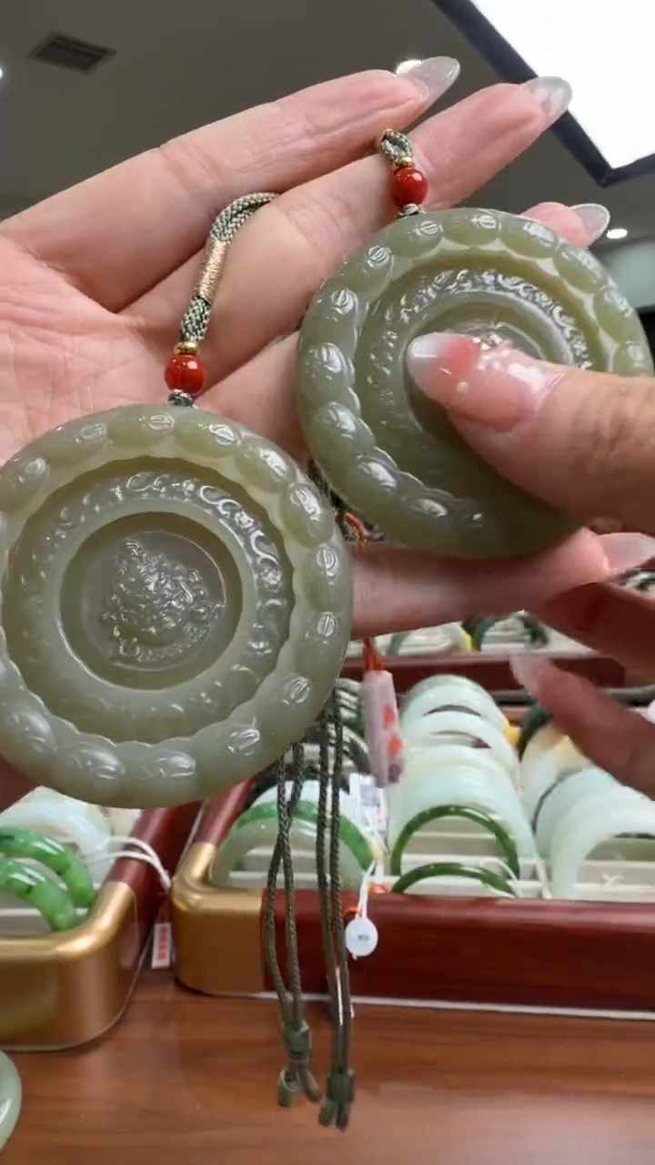 颈饰未镶嵌和田玉挂件（多样性，发一）