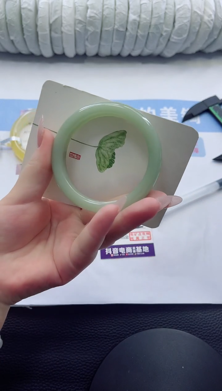 未镶嵌手镯石英质玉多样性发货A52