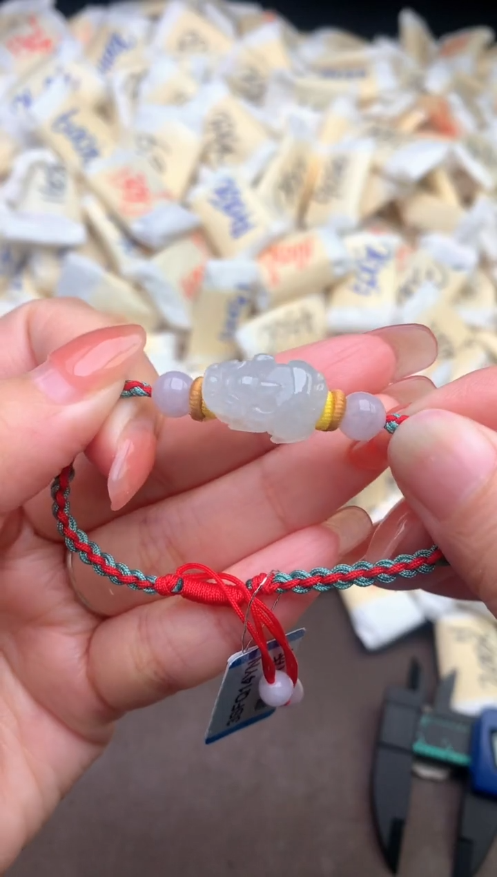 【闪购商品】翡翠手绳未镶嵌—
