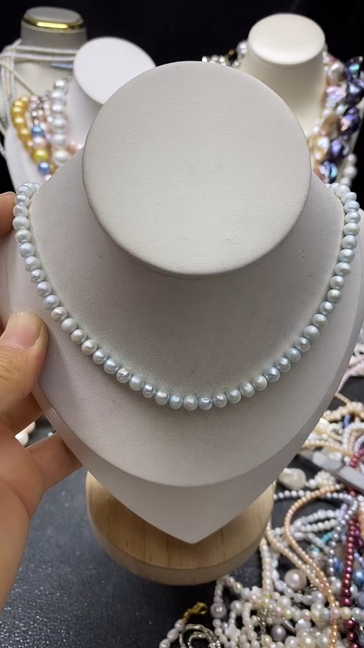 颈饰未镶嵌淡水珍珠多人