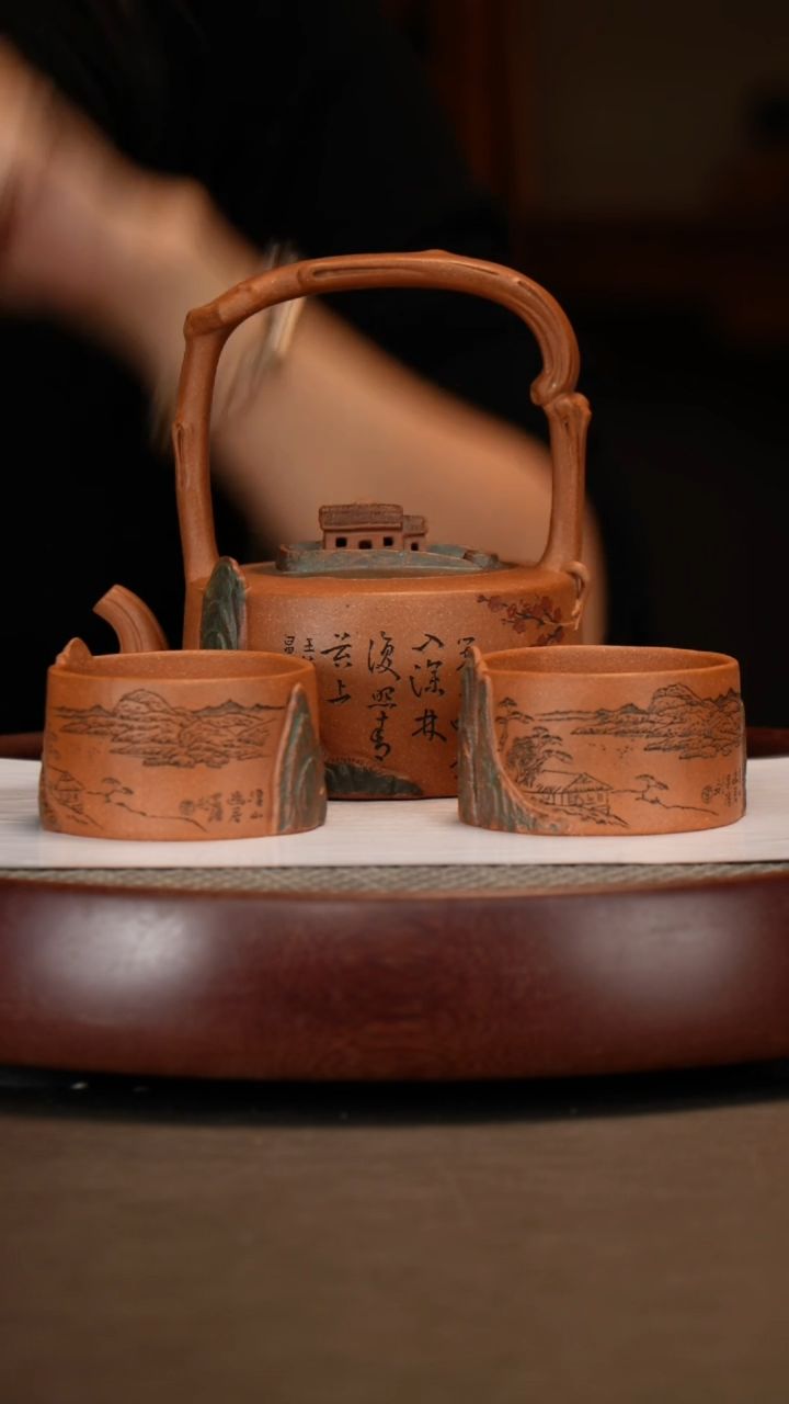 【闪购商品】紫砂茶壶山间小隐+中堂画+山水画450c