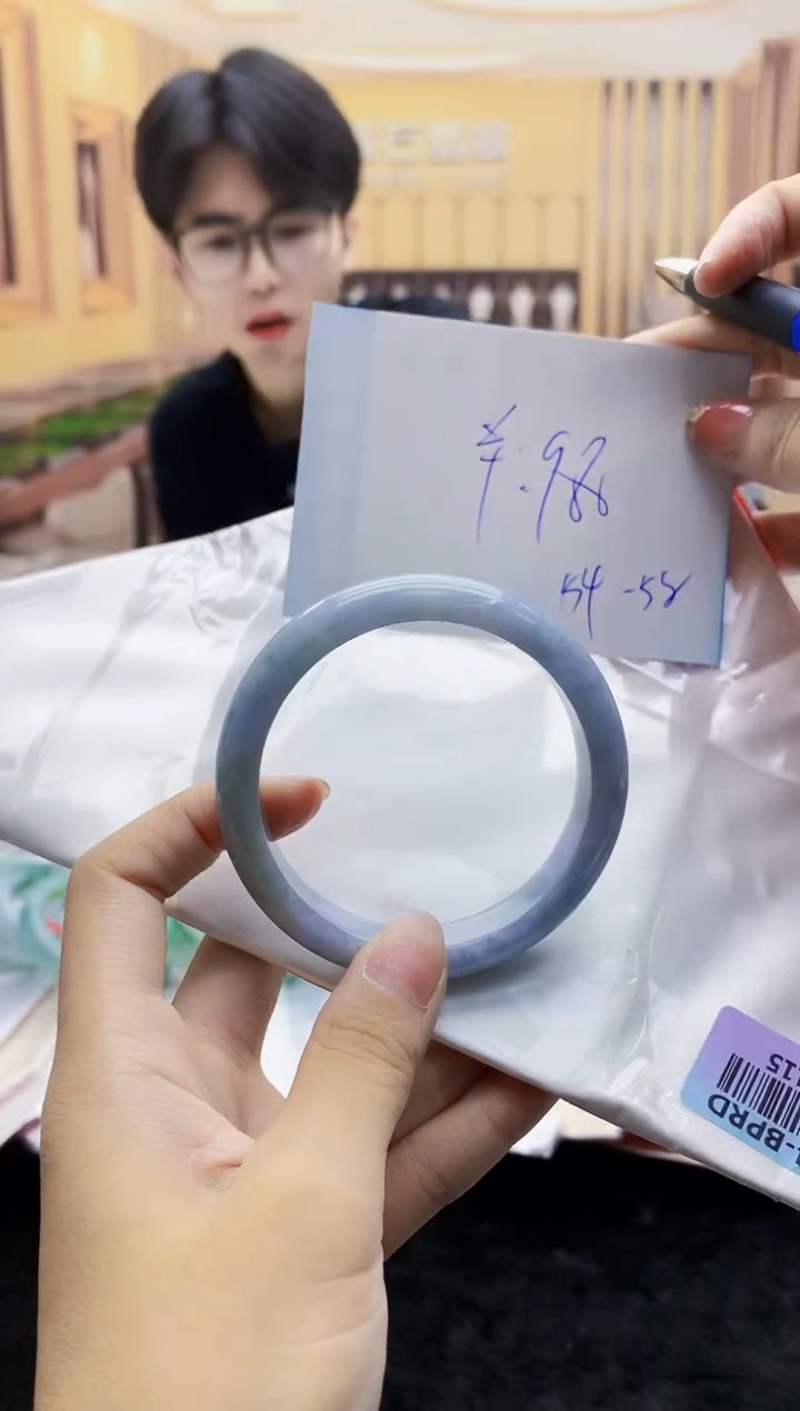 【闪购商品】翡翠手镯未镶嵌      H24-115