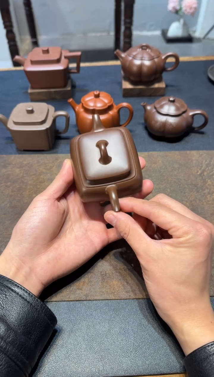 茶壶紫砂??长四方紫砂壶