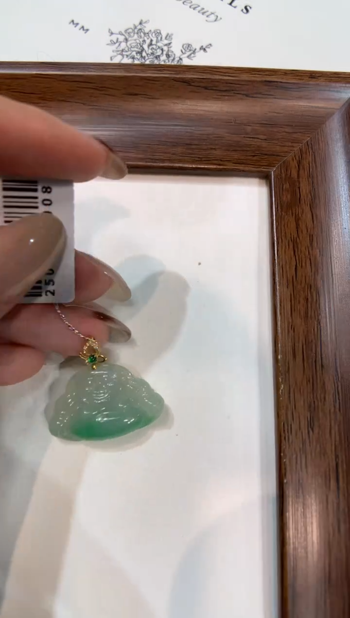 颈饰18K金镶嵌翡翠佛公