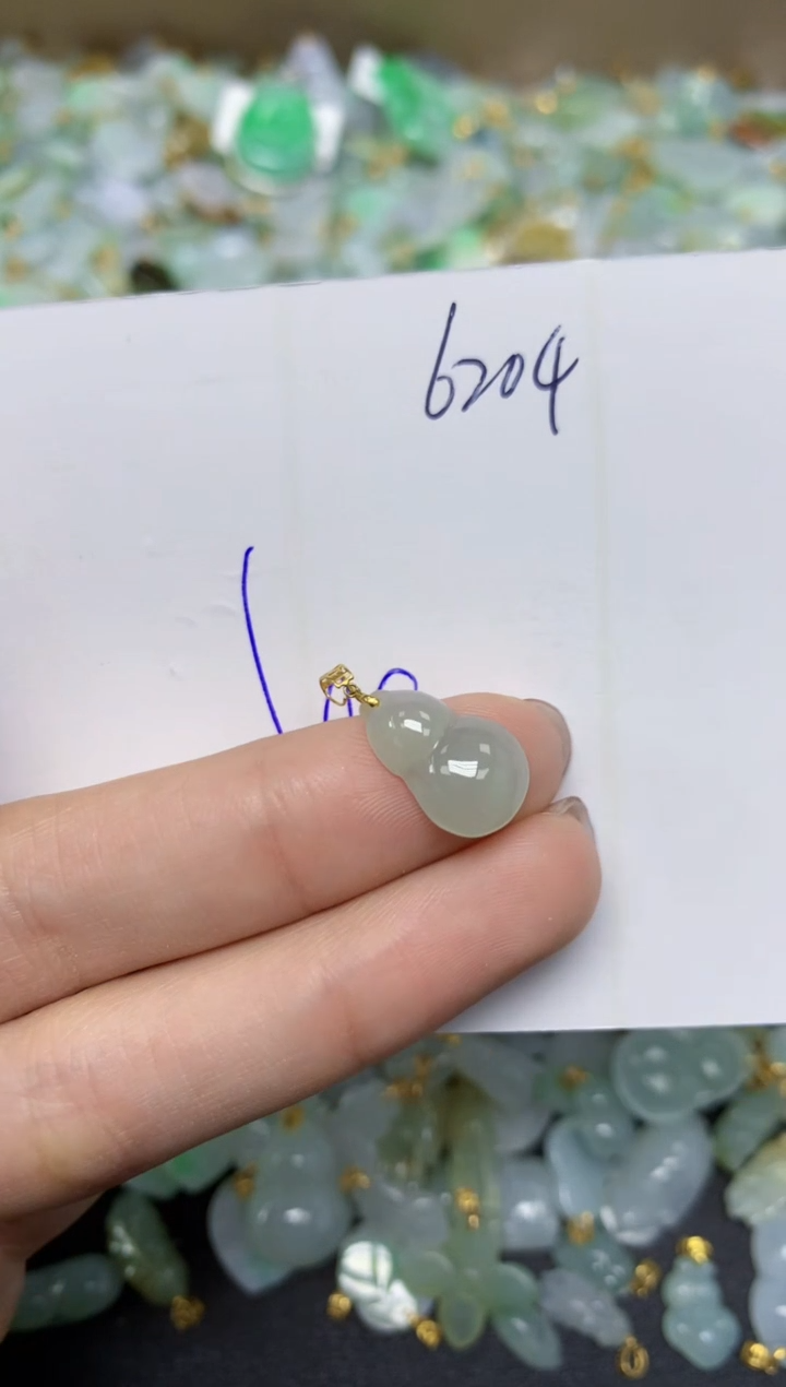 【闪购商品】翡翠颈饰18K金镶嵌天然翡翠A货