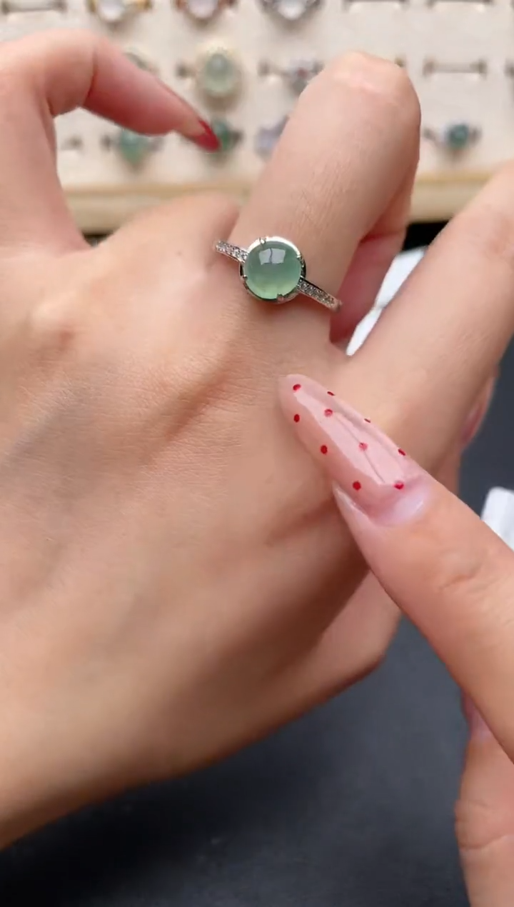 【闪购商品】翡翠戒指银S925镶嵌一物一证一礼盒