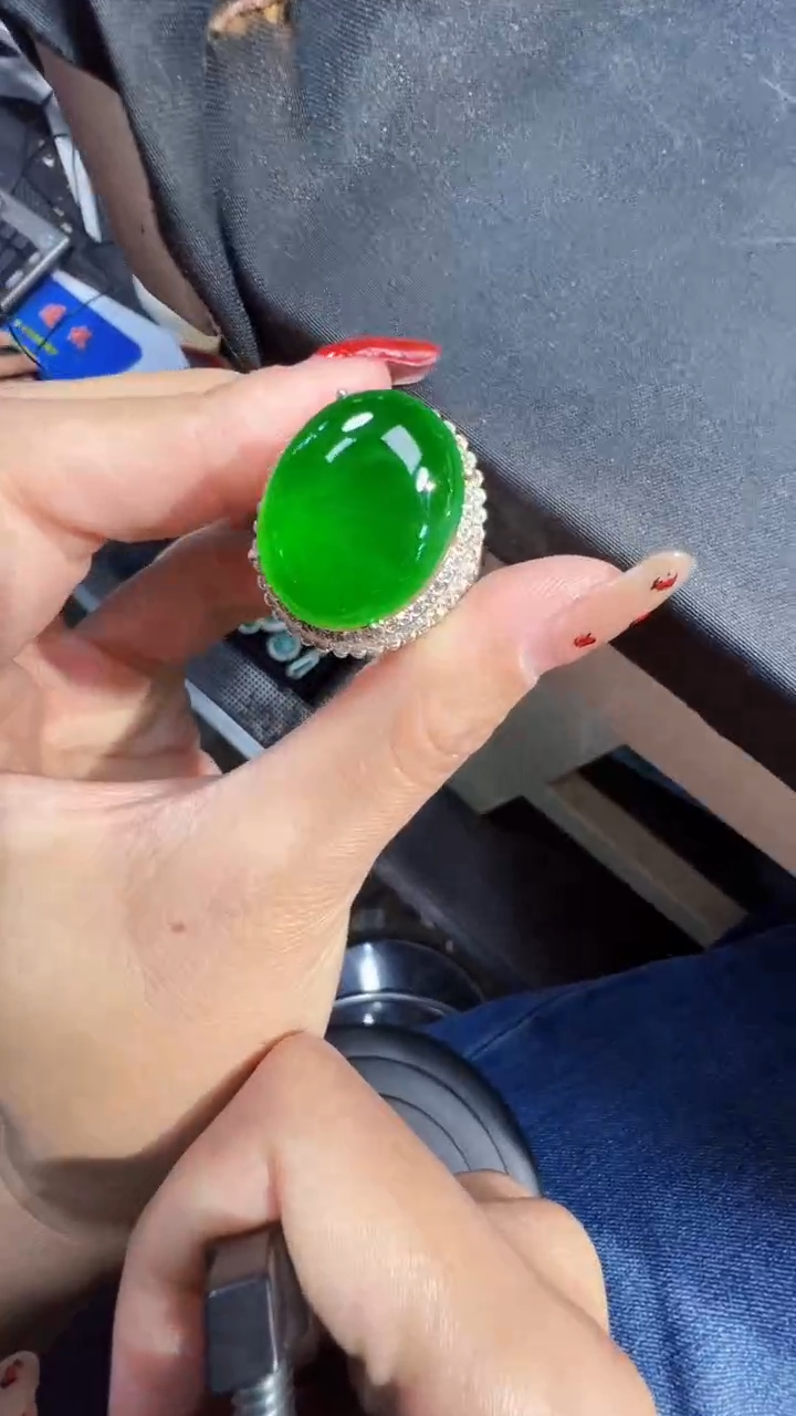 【闪购商品】定制翡翠未镶嵌蛋面商品多样性发货1