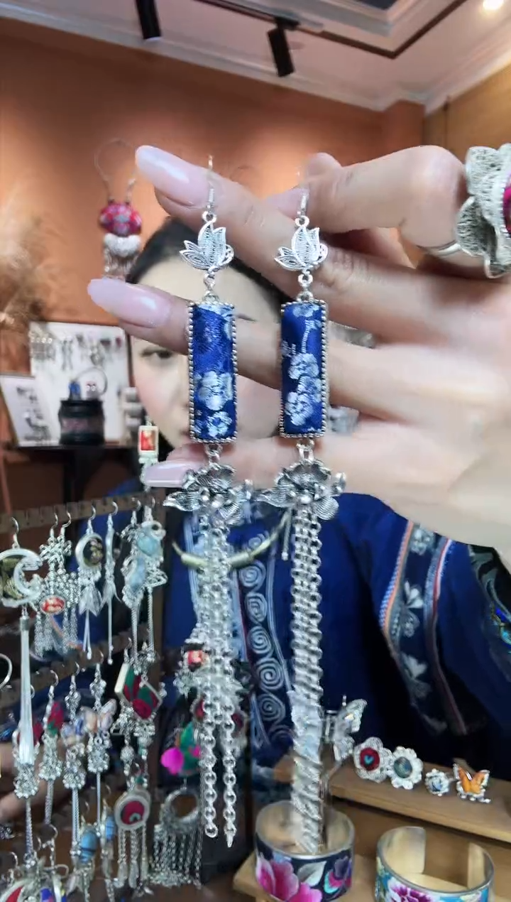 【闪购商品】刺绣纯手工民族风耳环