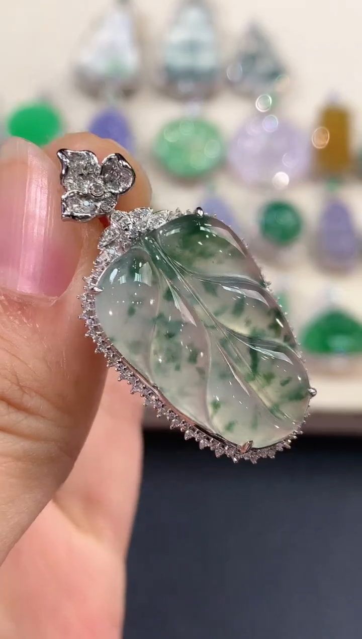 【闪购商品】翡翠吊坠(不含链)18K金镶嵌B251