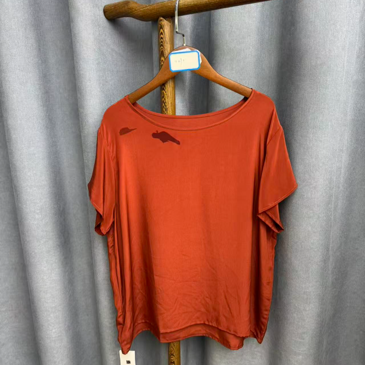 新款休闲时尚圆领桑蚕丝短袖上衣女Z492