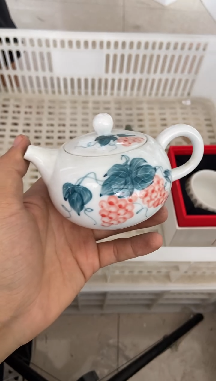 无运费险有瑕疵的摄影的产品有使用过的痕迹有点脏介意勿拍