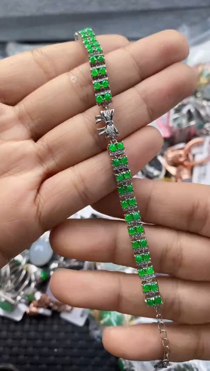 银S925镶嵌戒指翡翠888      8