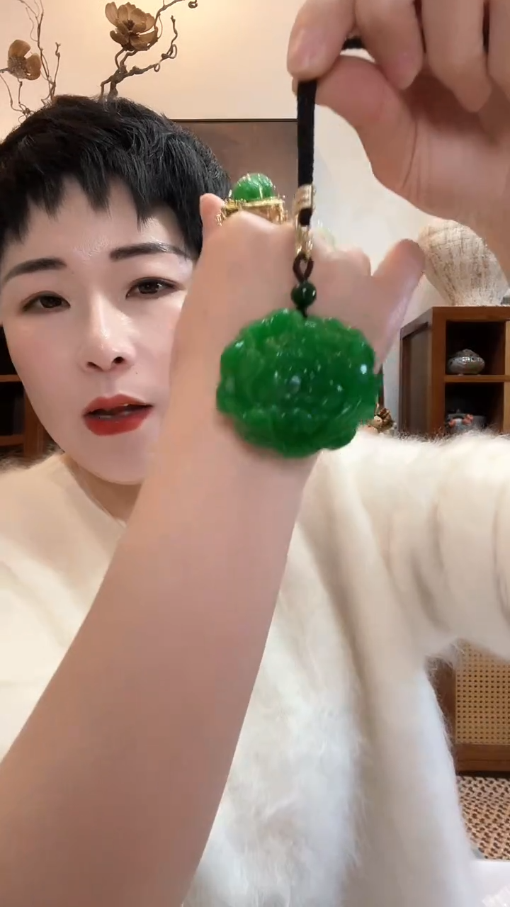 吊坠(赠链)未镶嵌翡翠469
