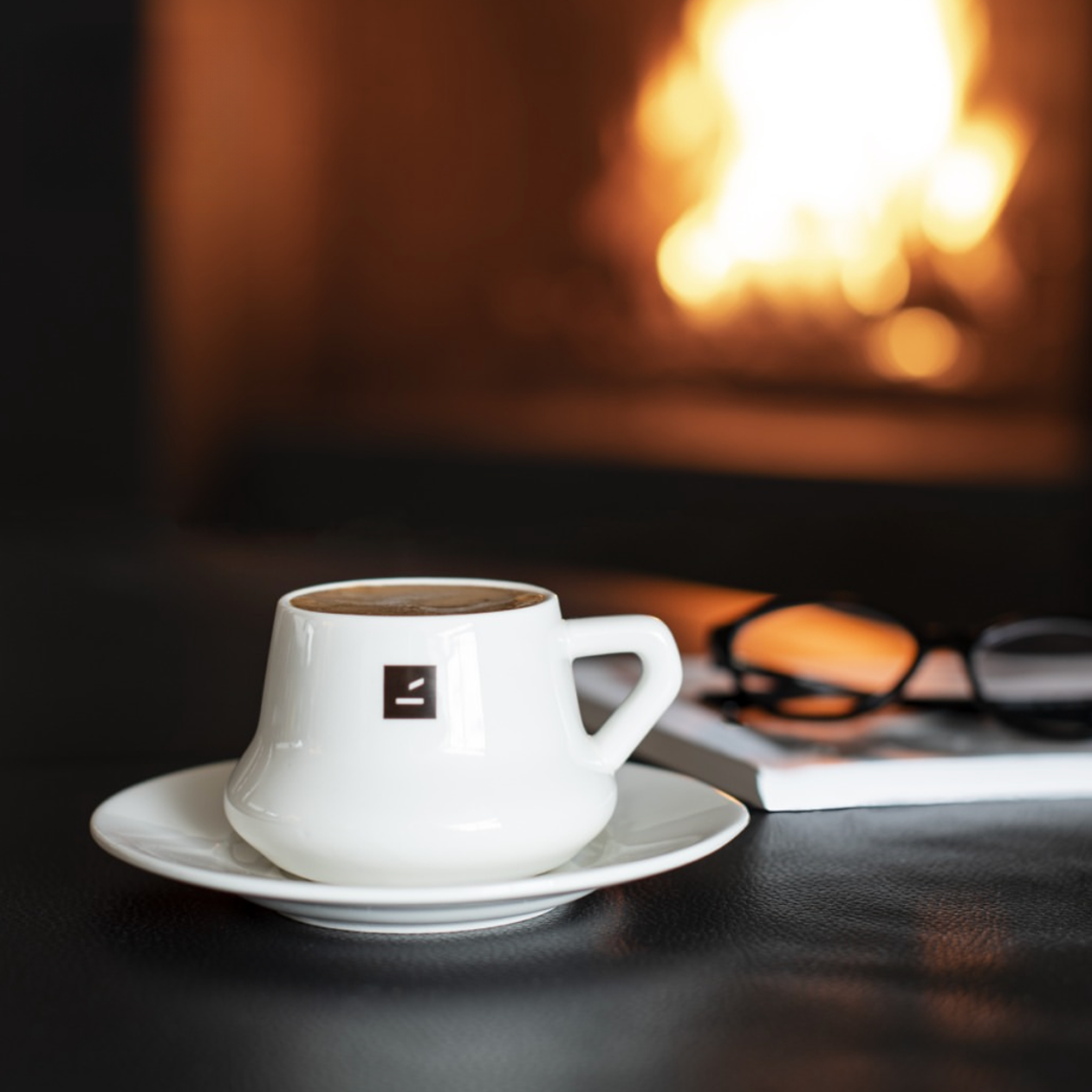 【EKE家】160ML 大肚杯 亮光（白）咖啡杯碟 欧式茶杯 精致礼盒装
