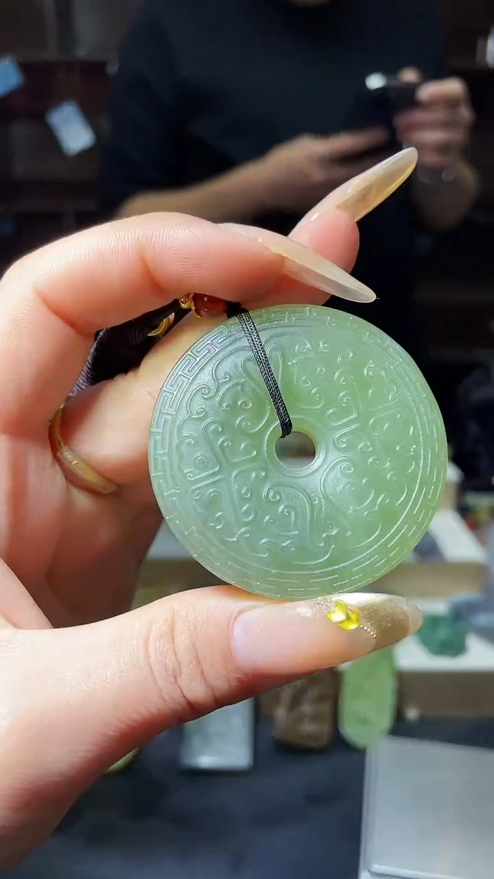 【闪购商品】和田玉颈饰未镶嵌1