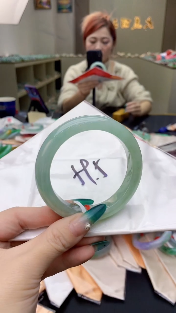 【闪购商品】翡翠手镯未镶嵌0246445633