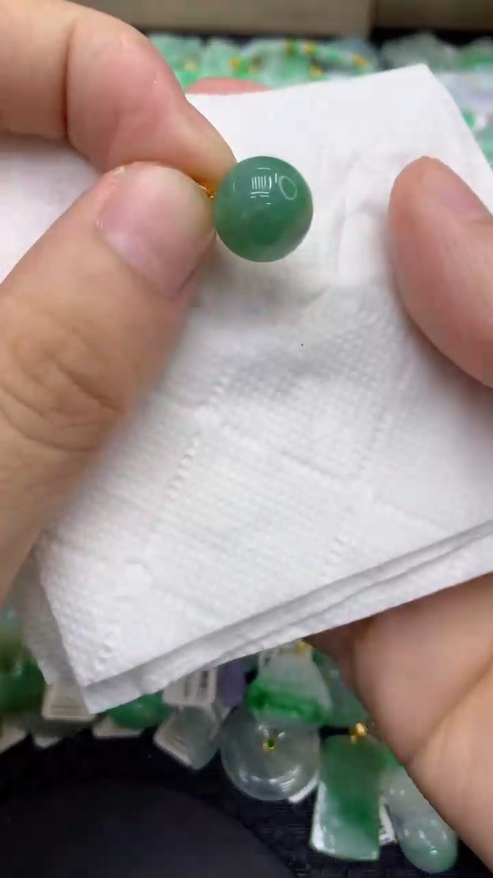 颈饰18K金镶嵌翡翠天然缅甸A货翡翠