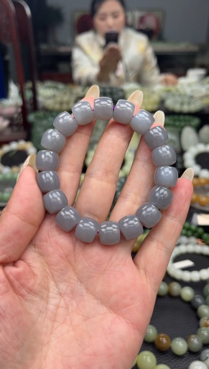 【闪购商品】和田玉手串未镶嵌冰烟紫卡12