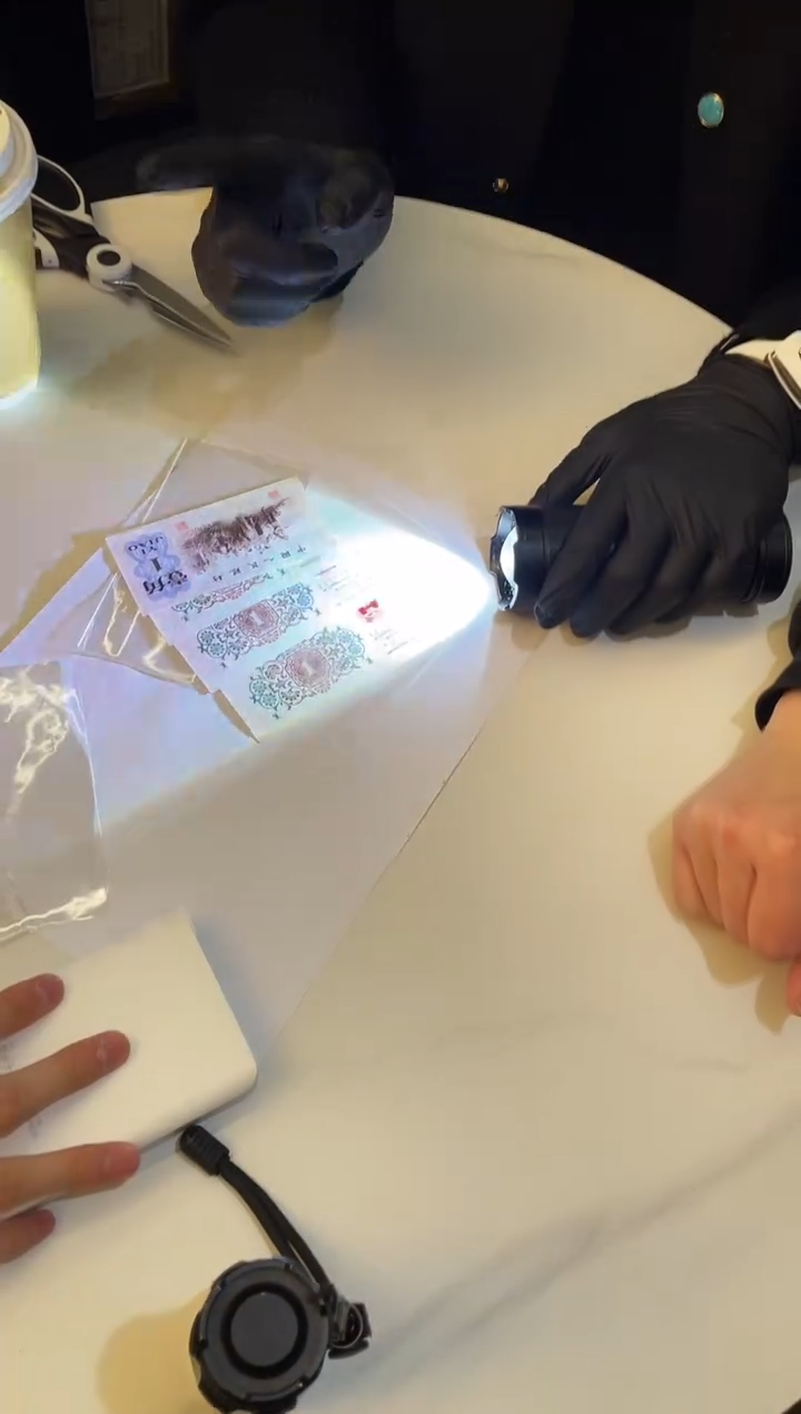 【闪购商品】带评级鉴定-背绿单张无4规格