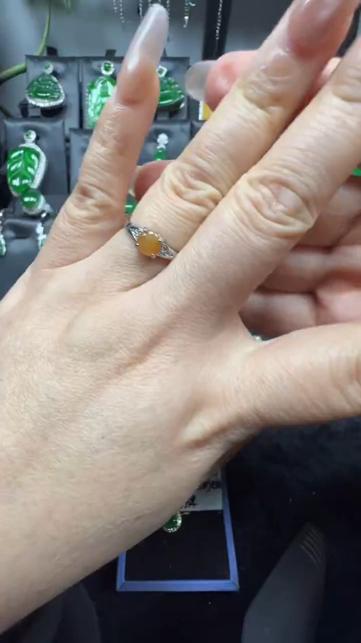 未镶嵌戒指翡翠6