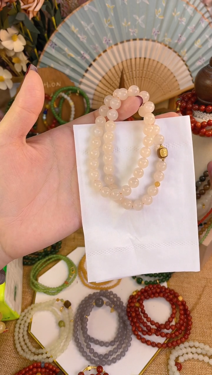 【闪购商品】和田玉双圈18K金镶嵌藕粉