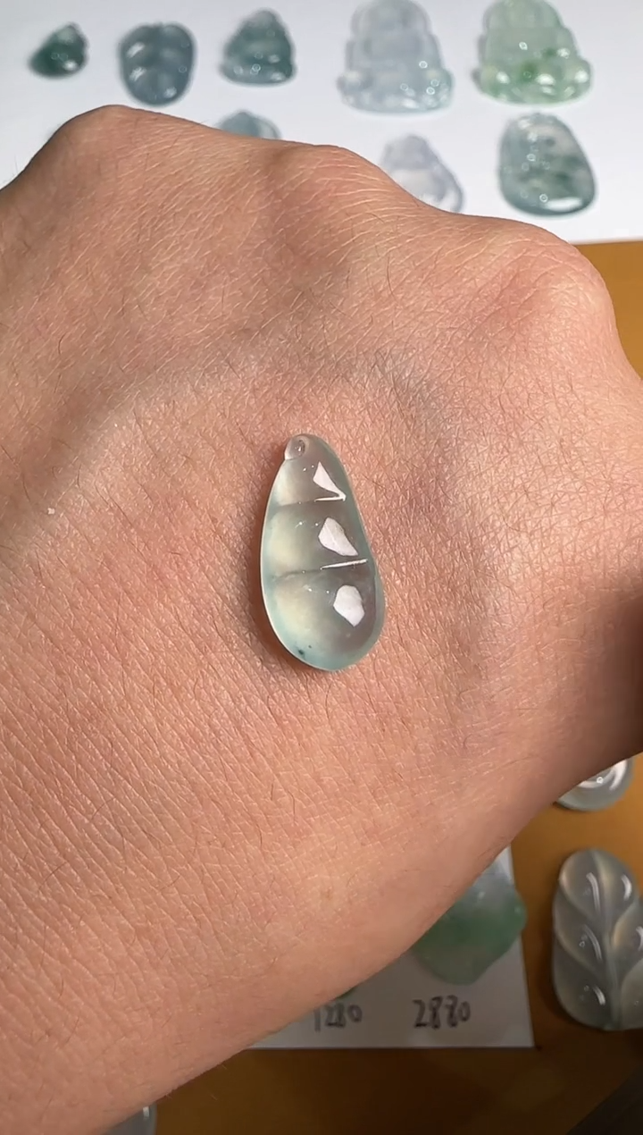 翡翠未镶嵌吊坠(不含链)豆子 