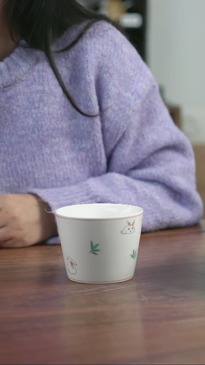 白瓷古彩兔兔阔口杯  正品  