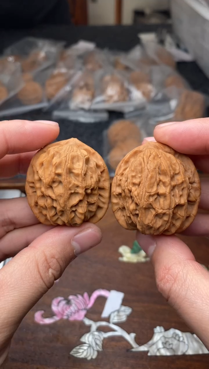 【闪购商品】文玩核桃把件G93号35尺玄武