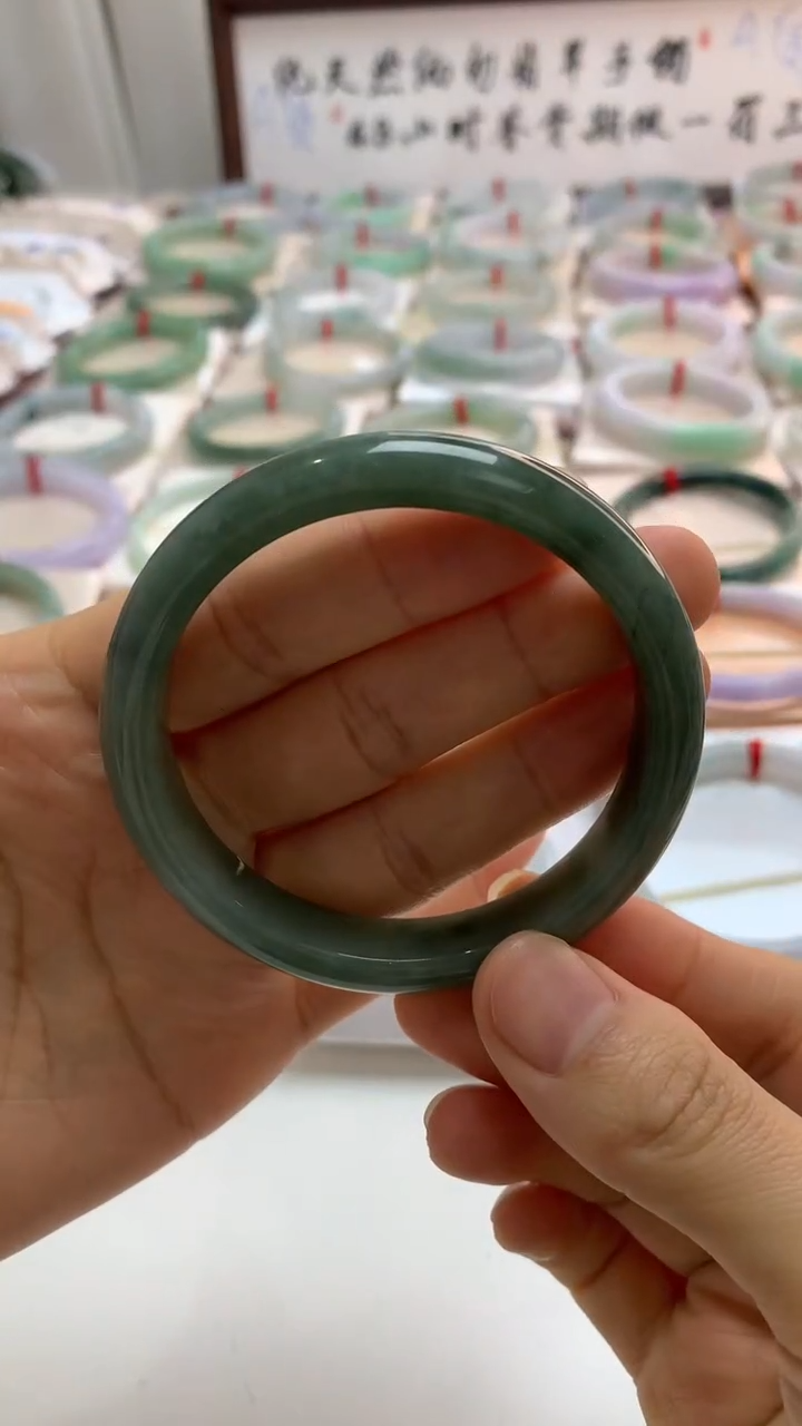 未镶嵌手镯翡翠56油青