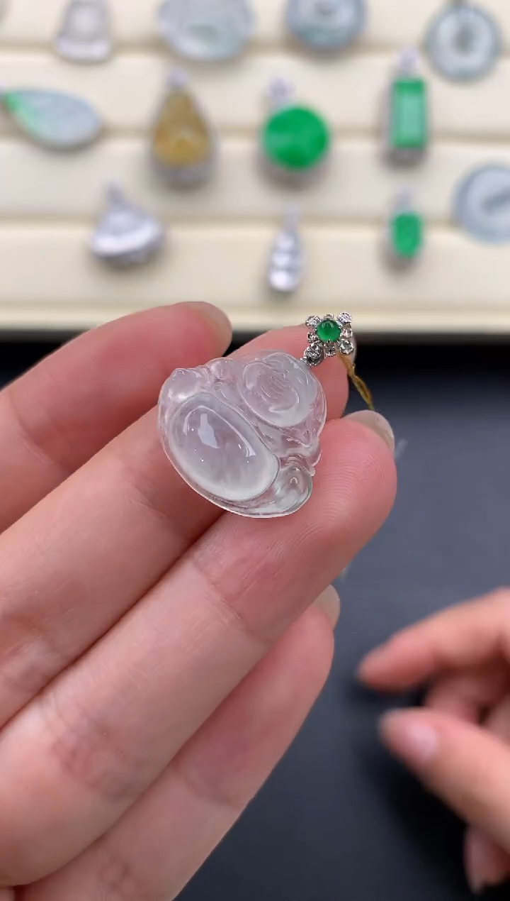 【闪购商品】翡翠颈饰18K金镶嵌X322     