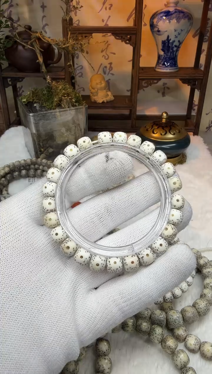 【闪购商品】星月菩提吊坠9x8原白福利