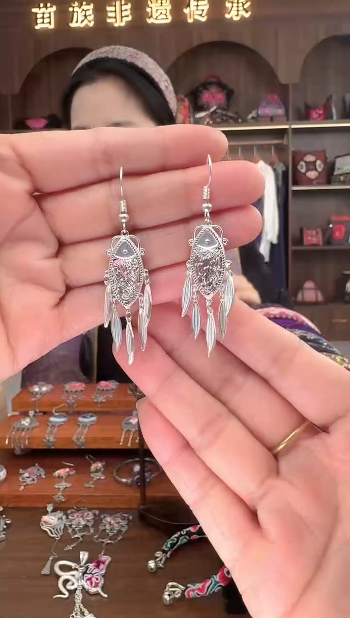 【闪购商品】织绣扶光苗绣传承18