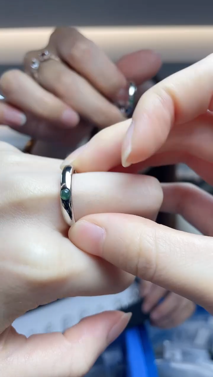 翡翠戒指未镶嵌（多样性发一件）