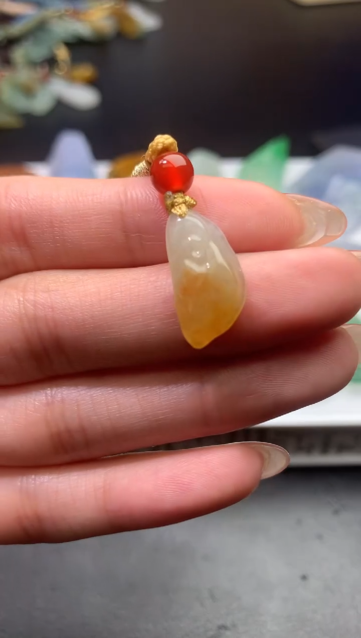 【闪购商品】翡翠颈饰未镶嵌净货