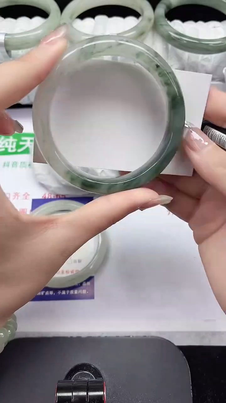 未镶嵌手镯石英质玉89-59/60